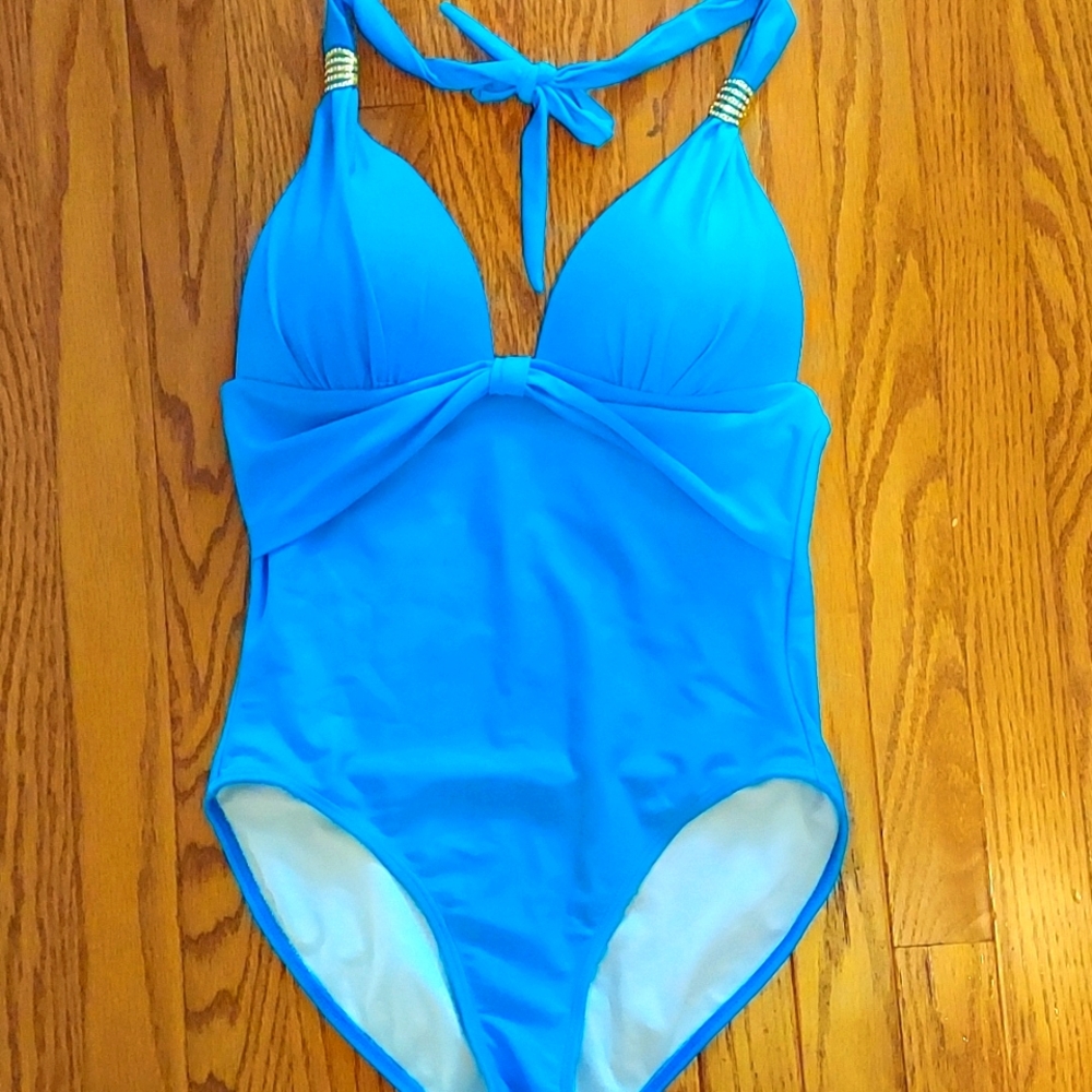 Bathing suit